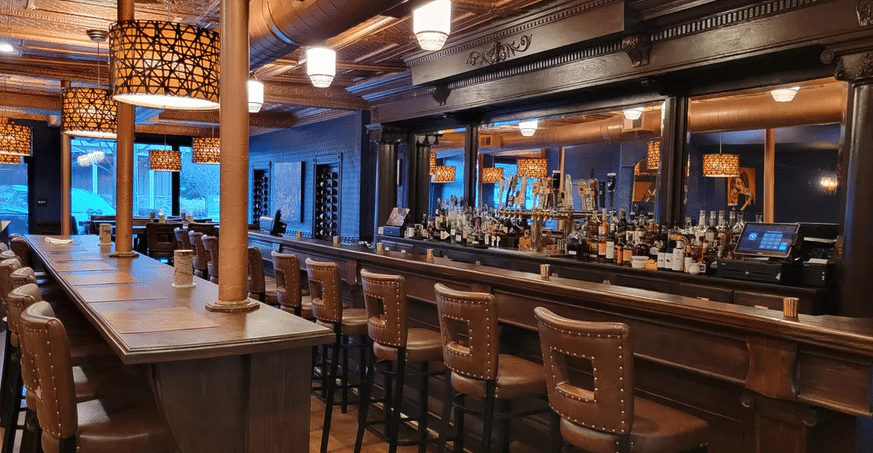 Residential & Commercial Construction / Custom Carpentry 1